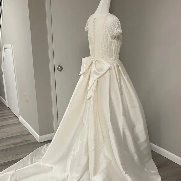 Rosa Clara Beaded Mikado Wedding Dress - Picture 6 of 9